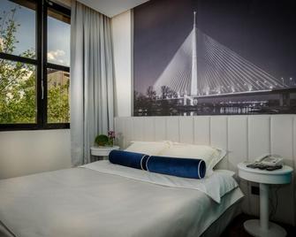 Hotel Passport - Belgrado - Habitación