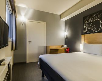 Ibis Uberaba - Uberaba - Quarto
