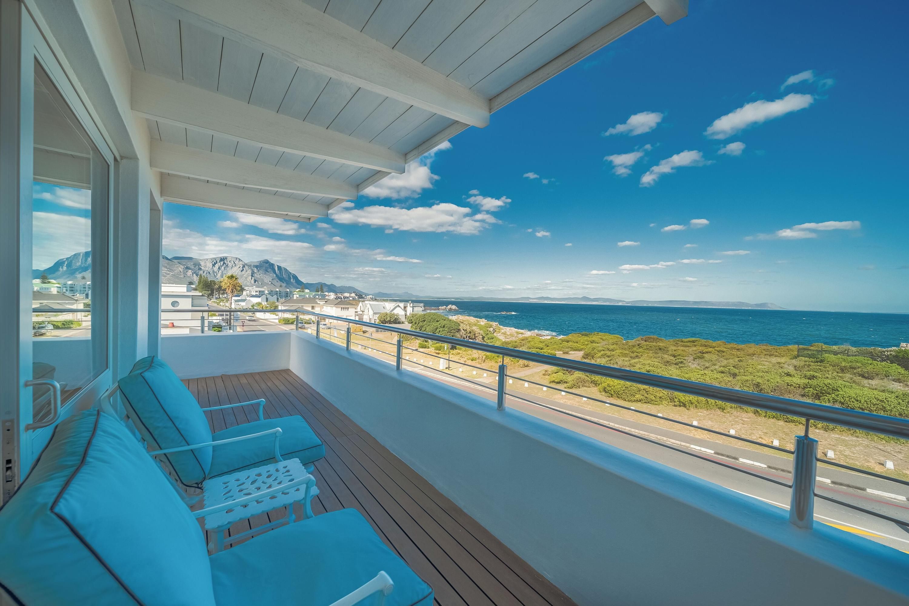 One Marine Drive Boutique Hotel & Spa by The Living Journey Collection