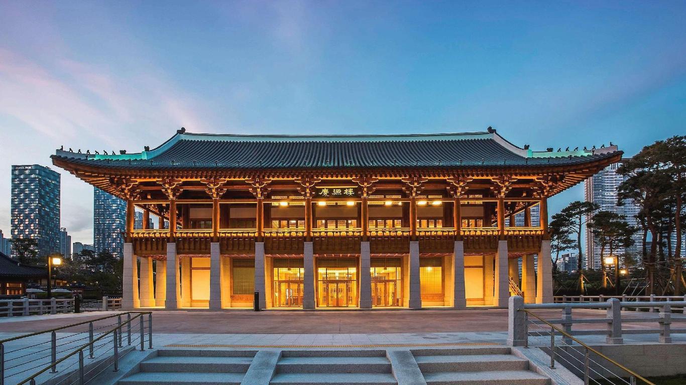 Gyeongwonjae By Walkerhill