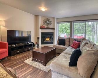 146 Borealis - Close to the Mountains in Mont-Tremblant - Mont-Tremblant - Sala de estar