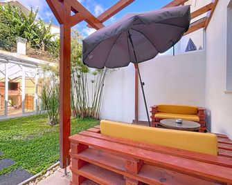 Eddys House by Atlantic Holiday - Machico - Patio