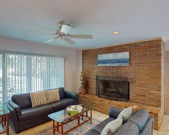 Always Turtle Crawl Home - Jekyll Island - Sala de estar