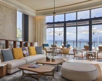 Mango House Seychelles, LXR Hotels & Resorts - Victoria - Living room