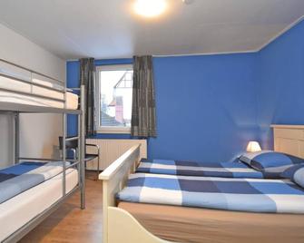 Ferienhaus mit Sauna bei Ober-Waroldern, cleaning included - Bad Arolsen - Bedroom