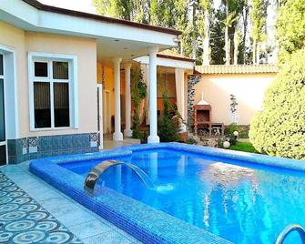 Mini Hotel Home - Tashkent - Pool