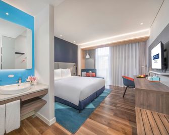 Holiday Inn Express Shanghai Gubei by IHG - Shanghai - Bedroom