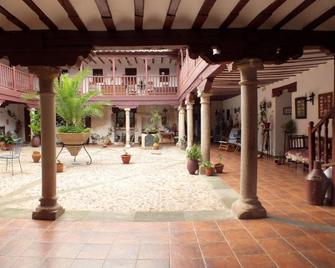Posada Los Caballeros - Almagro - Patio