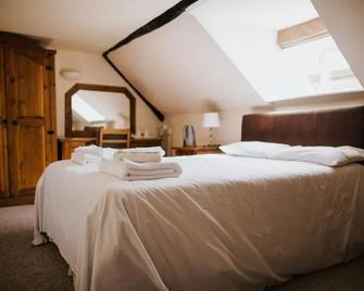The Stratton House Hotel - Biggleswade - Bedroom