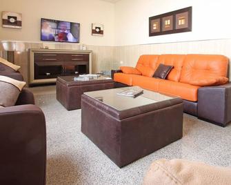 Areh Apartamentos - Barbate - Living room