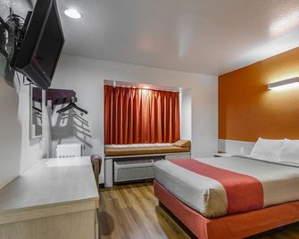 Motel 6 Mcalester Ok - McAlester - Slaapkamer