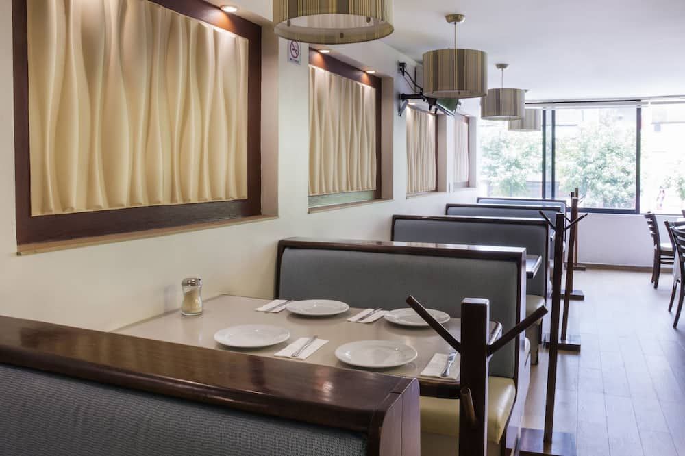 هوتل كاستروبول