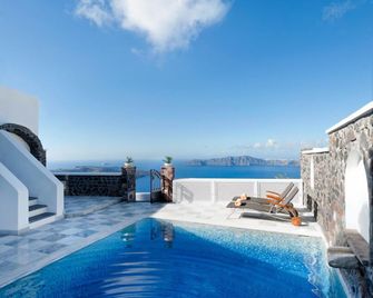 Vallas Apartments & Villas - Firostefani - Pool