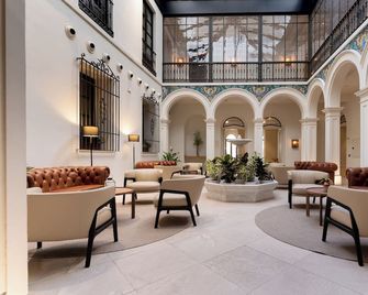 H10 Palacio Colomera - Córdoba - Lobby