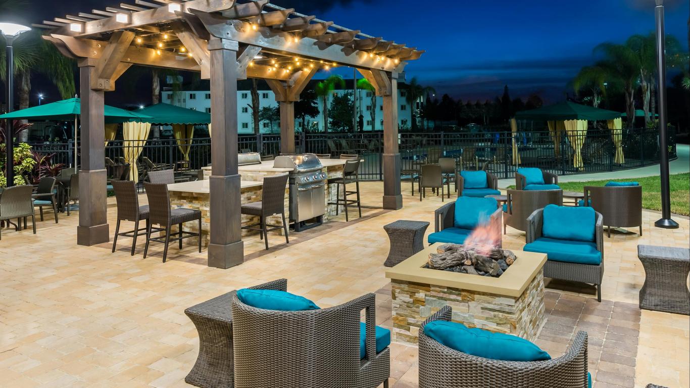 Homewood Suites by Hilton Orlando - Nearest to Universal Studios