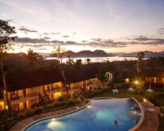 Asia Grand View Hotel - Coron - Gebouw