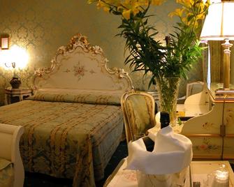 Hotel Gorizia A La Valigia - Venesia - Kamar Tidur