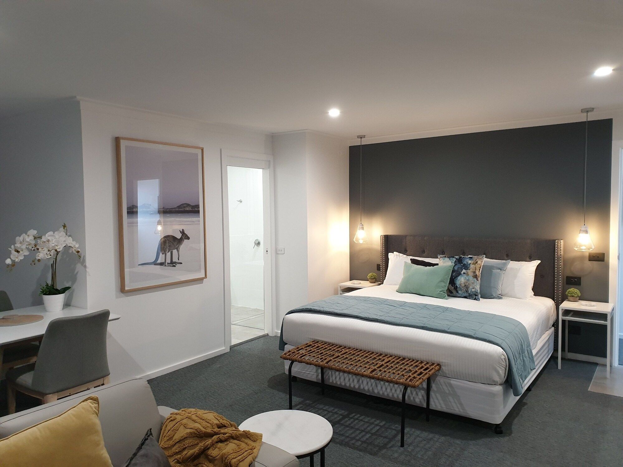 توفولد بيه موتور إن