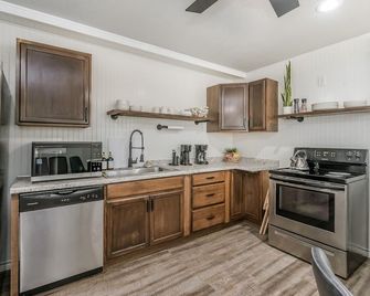 The Perfect little hideaway in the Texas Panhandle. - Dumas - Kuchyň