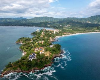 Oceanica 823 - Playa Flamingo - Bâtiment