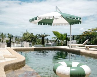 Victoria Street Boutique Hotel - Townsville - Svømmebasseng