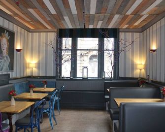 The Royal Hotel And Bar - Lancaster - Restaurant