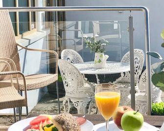 Arena Hotell - Vanersborg - Будівля