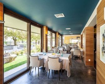 Casa Valcellina Hotel Ristorante - Montereale Valcellina - Restaurante