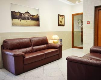 Hotel Colombo - נאפולי - סלון