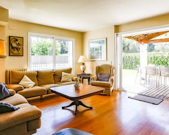 Villa Romady - San Pedro de Ribas - Sala de estar