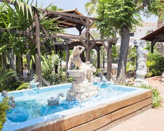 Hotel La Carreta - Chiva - Pool