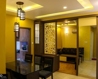 Family 3 Bedroom Modern Apartment W/ City & Himalayan View - Lalitpur - Kitchen