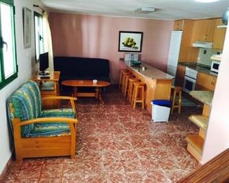 Alojamiento Rural La Montana - Tejeda - Huiskamer