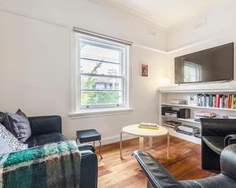 Central Flair - Cultural Vibrancy & Historical Charm - Melbourne - Sala