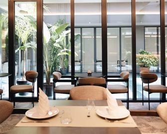 Grand Duka Hotel & Spa - דורס - מסעדה