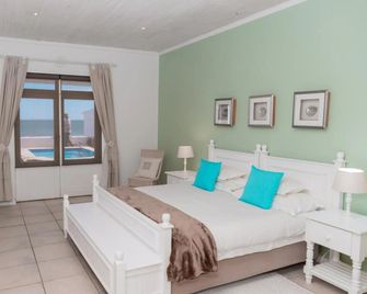 Paternoster Lodge - Paternoster
