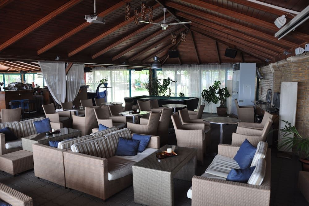 أبولون هوتل