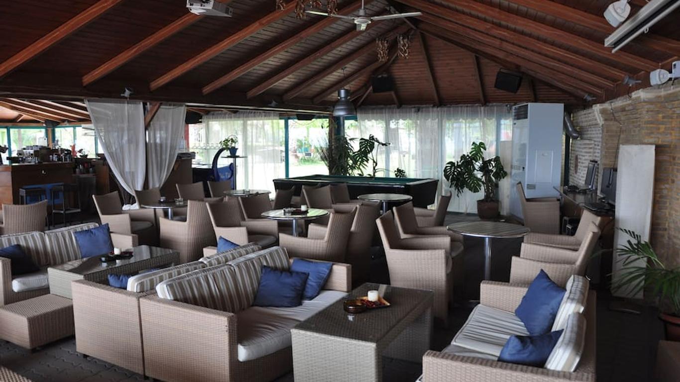 Apollon Hotel