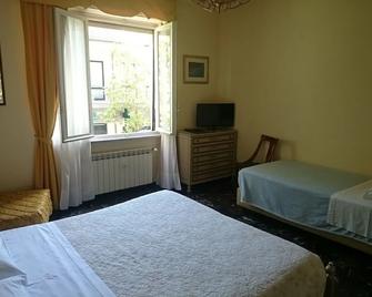 Hotel Pescetto - Albenga - Slaapkamer