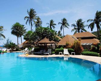 Koh Tao Coral Grand Resort - קו טאו - בריכה