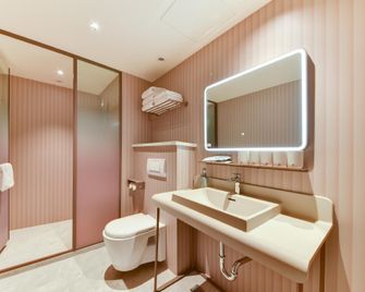 Hanting Hotel Qinhuangdao Nandaihe Tourism Center - Qinhuangdao - Habitación