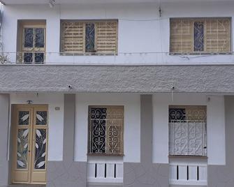 Casa de Tula - Santa Clara - Gebäude