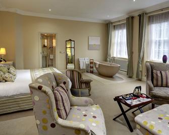 Best Western Plus Sheffield Mosborough Hall Hotel - Sheffield - Bedroom
