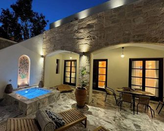 Vetus Vicinato Luxury Homes - Rhodos