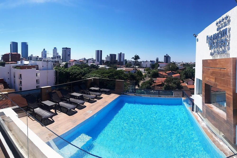 بريميوم سويتس ديلوكس ابارتهوتل إكيبيترول - سانتا كروز - حوض السباحة