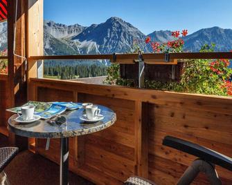 Golf- & Sporthotel Hof Maran - Arosa - Parveke