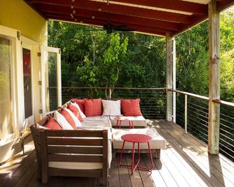 Johnny Horn Trail House St. John Overlooking Coral Bay - St. John - Balcony