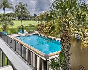 Condo with Pool Access Less Than 4 Miles to Siesta Key Beach - Sarasota - Basen