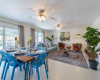 Hospitality Expert Cha3 - Pool Beach Hip-Strip - Montego Bay - Jadalnia