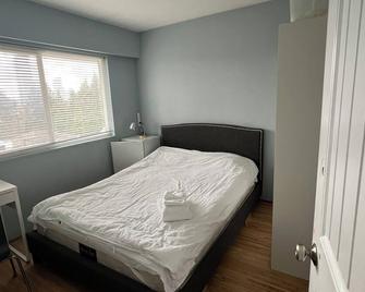 Brentwood Home - Burnaby - Bedroom